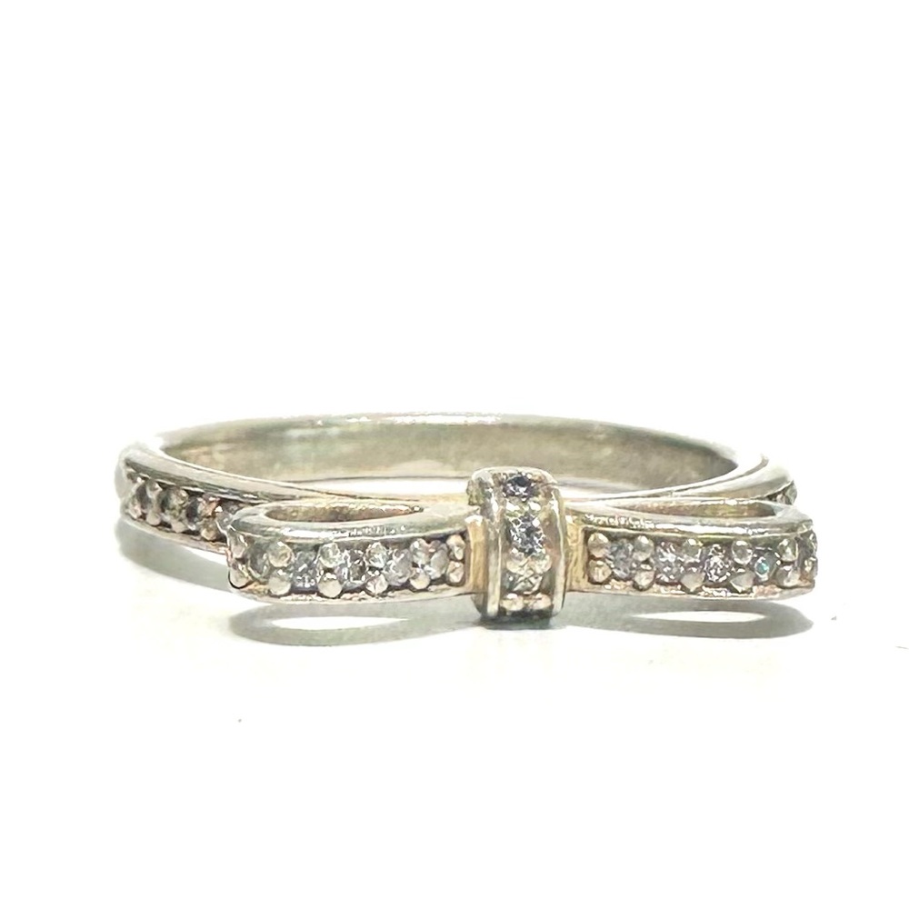 Pandora bow ring stackable